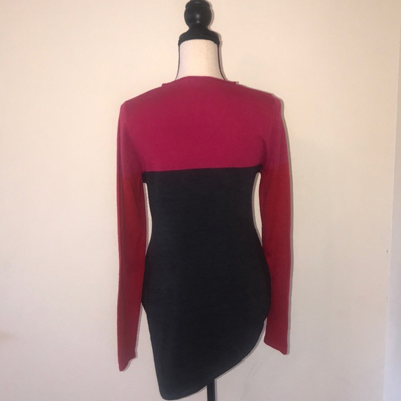 Color block V-Neck Sweater. Asymmetrical Hem. Sz S - Picture 2 of 4